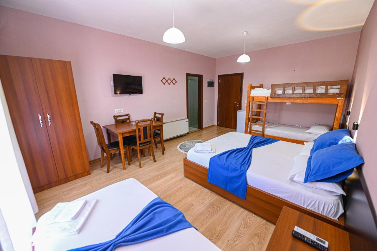 שקודר Hotel Epoka מראה חיצוני תמונה