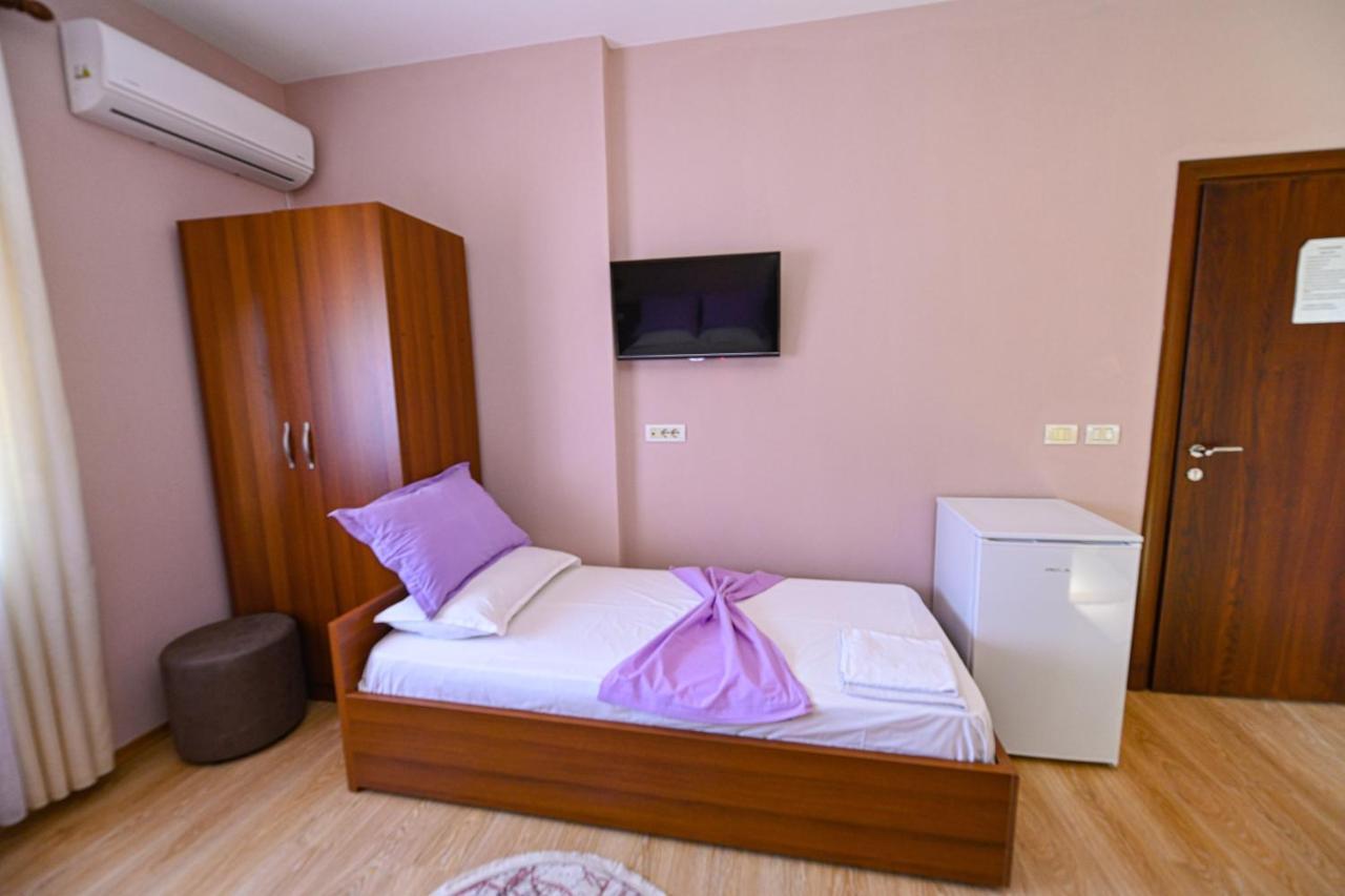 שקודר Hotel Epoka מראה חיצוני תמונה
