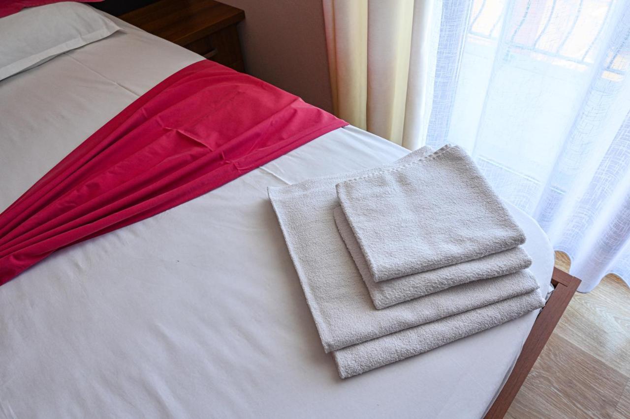 שקודר Hotel Epoka מראה חיצוני תמונה