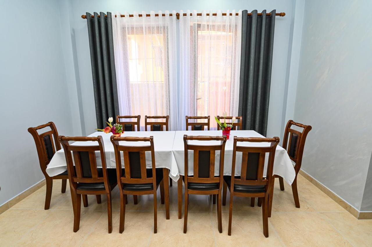 שקודר Hotel Epoka מראה חיצוני תמונה
